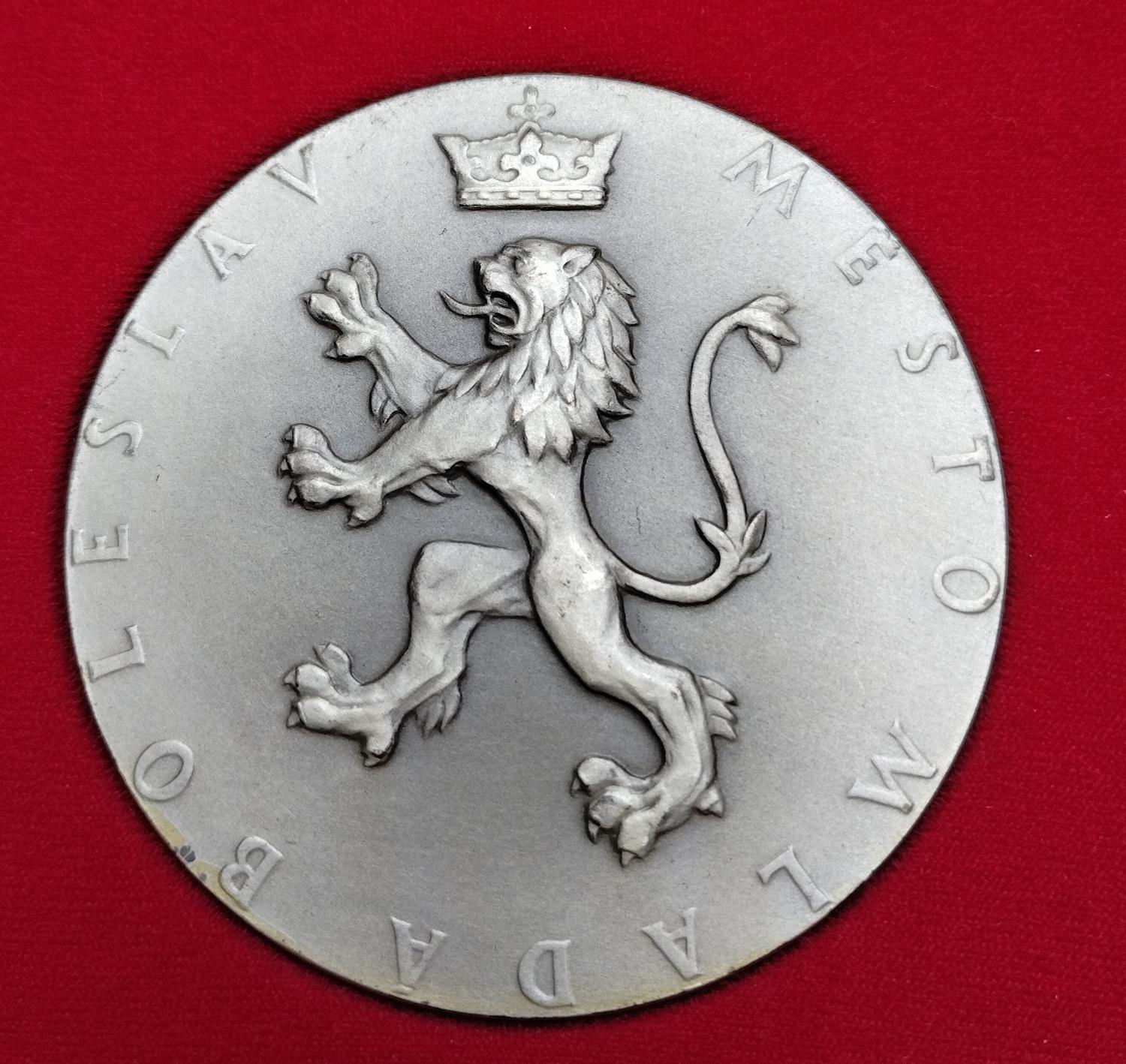 Zadná strana - Škoda Mladá Boleslav
