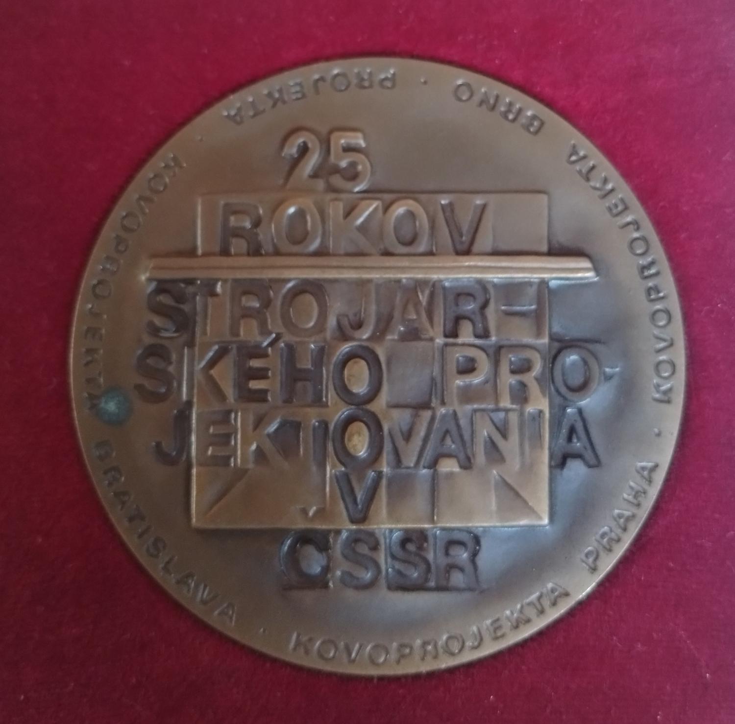 Zadná strana - Kovoprojekta 25 rokov
