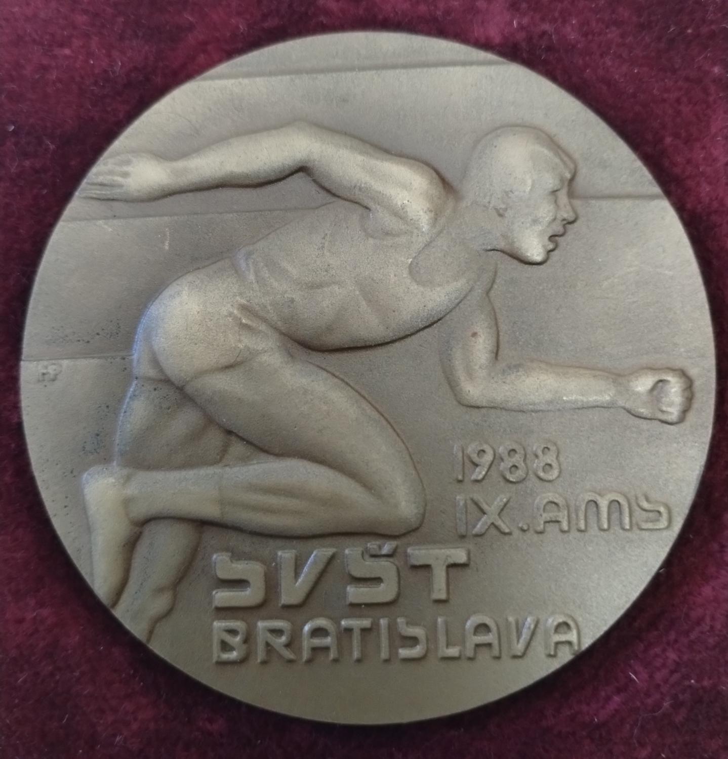 Predná strana - SVŠT Bratislava