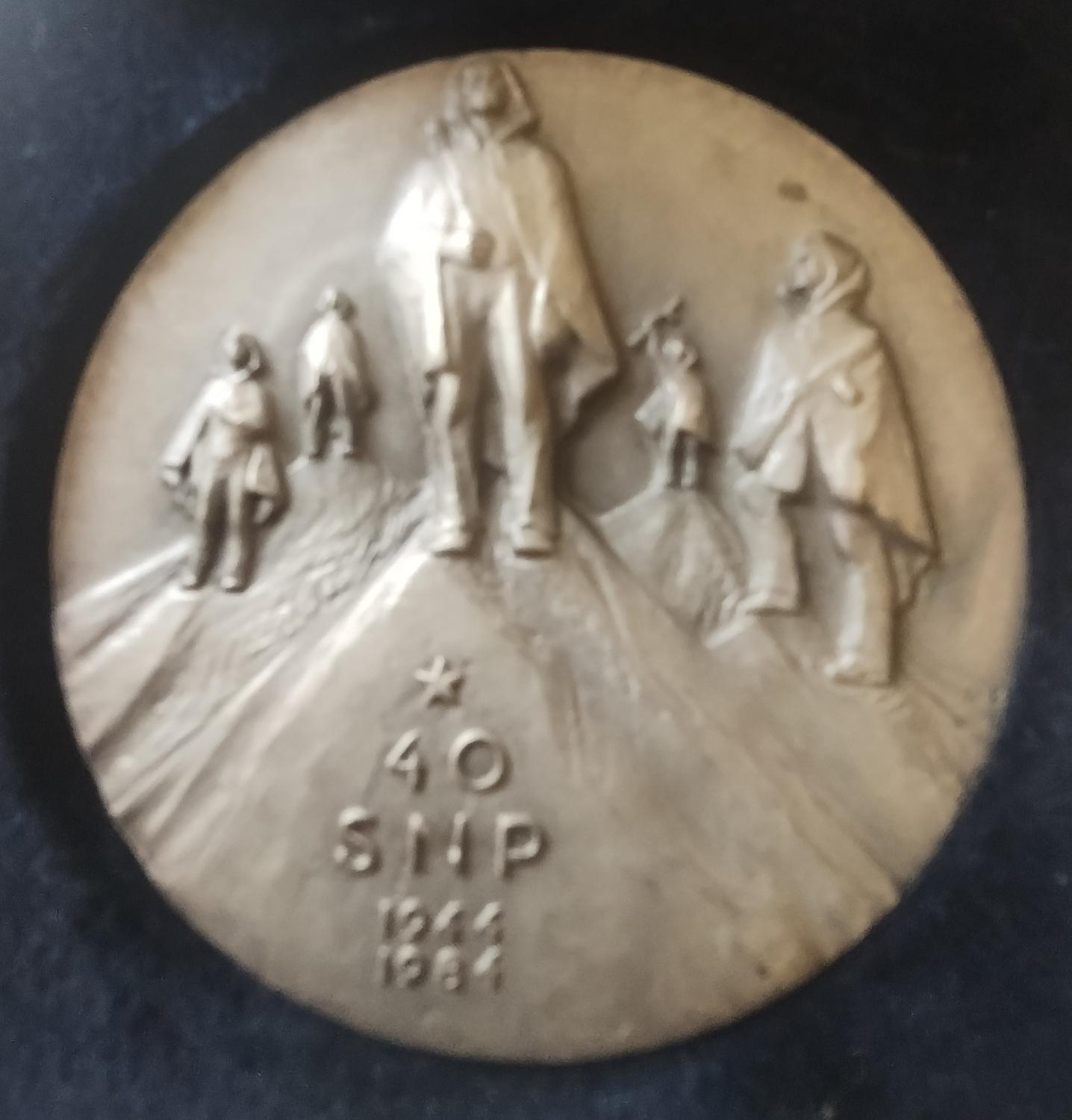 Predná strana - SNP Prievidza 40 výročie