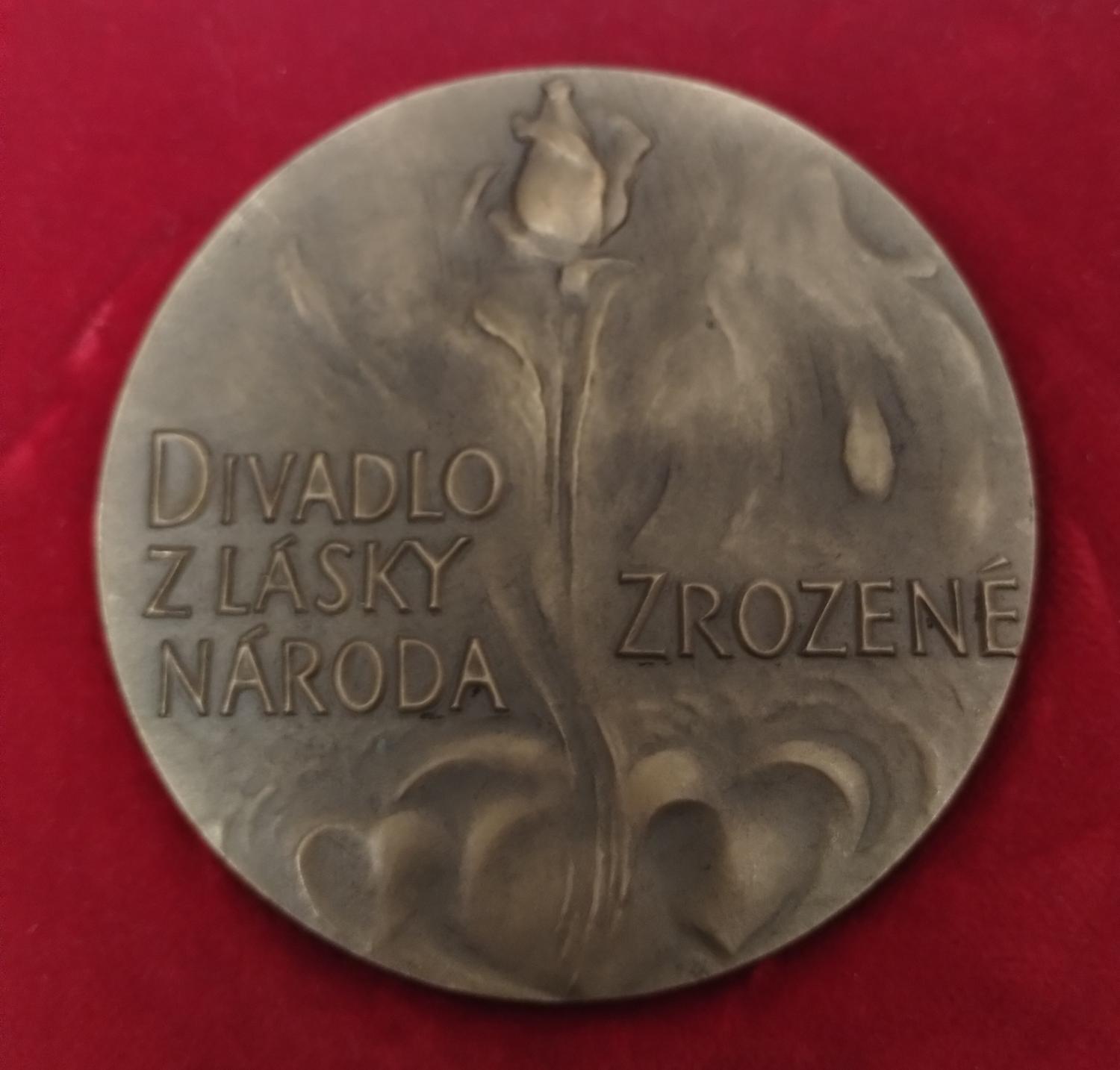 Zadná strana - Národní divadlo v Praze 100 výročí