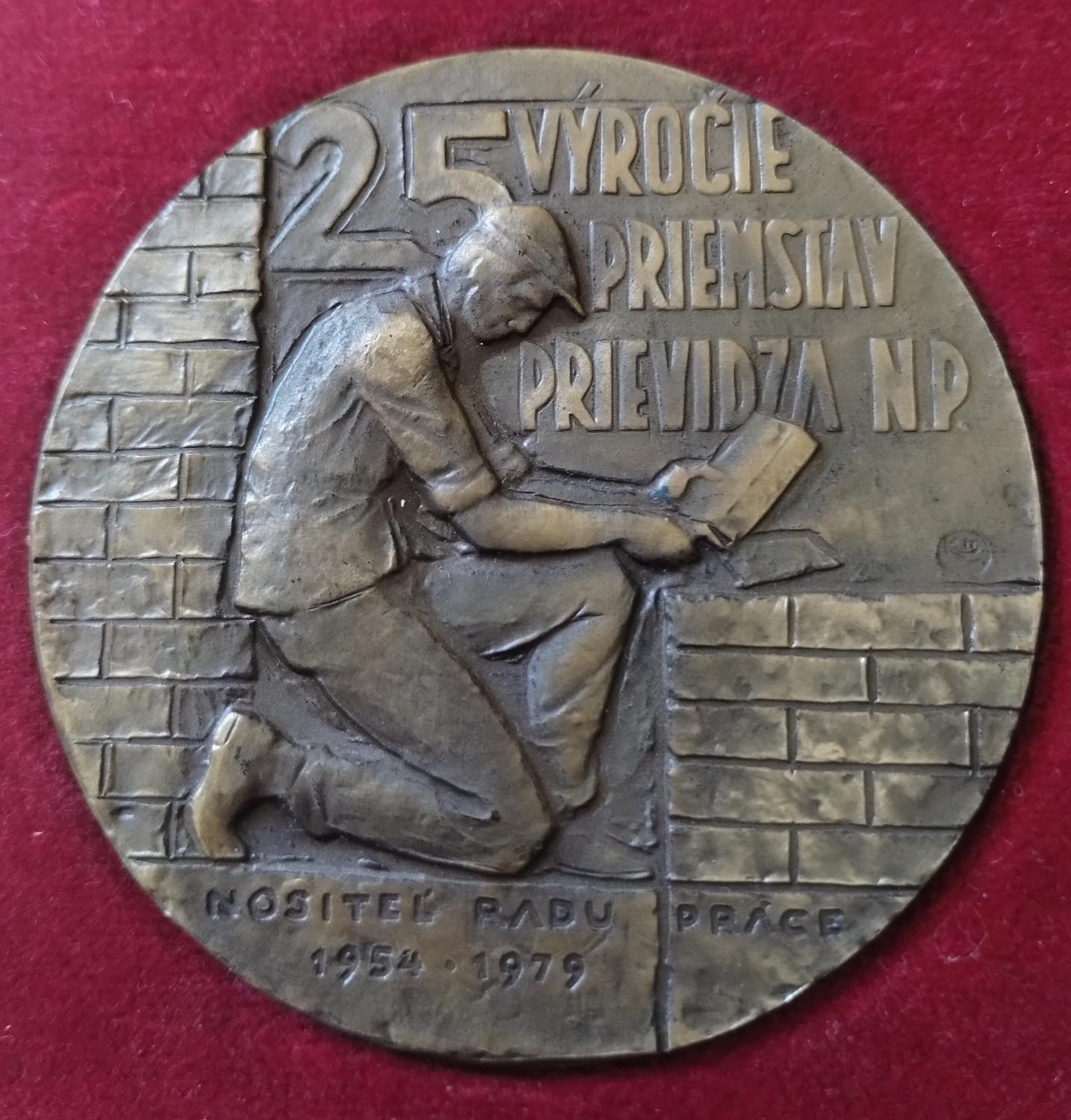 Predná strana - Priemstav Prievidza 25 výročie