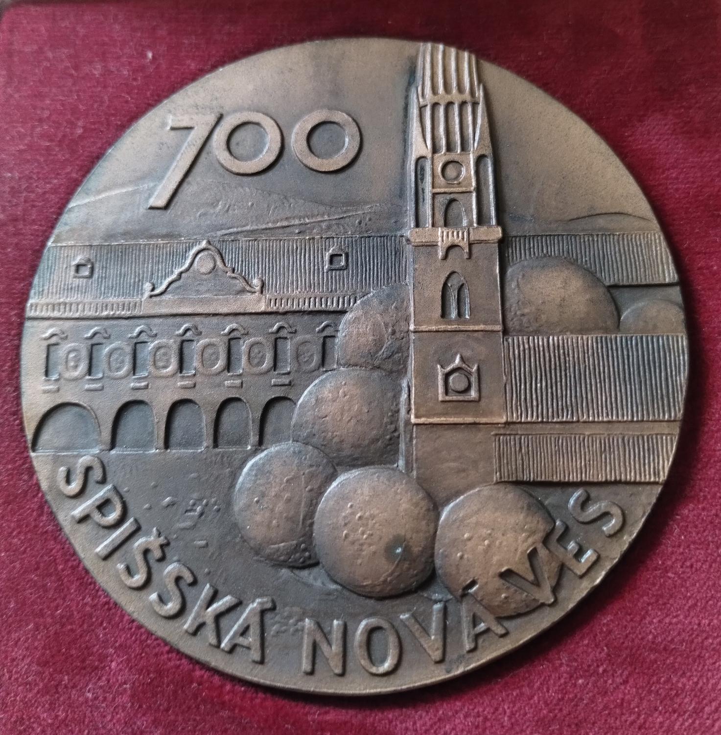 Predná strana - Spišská Nová Ves 700 rokov