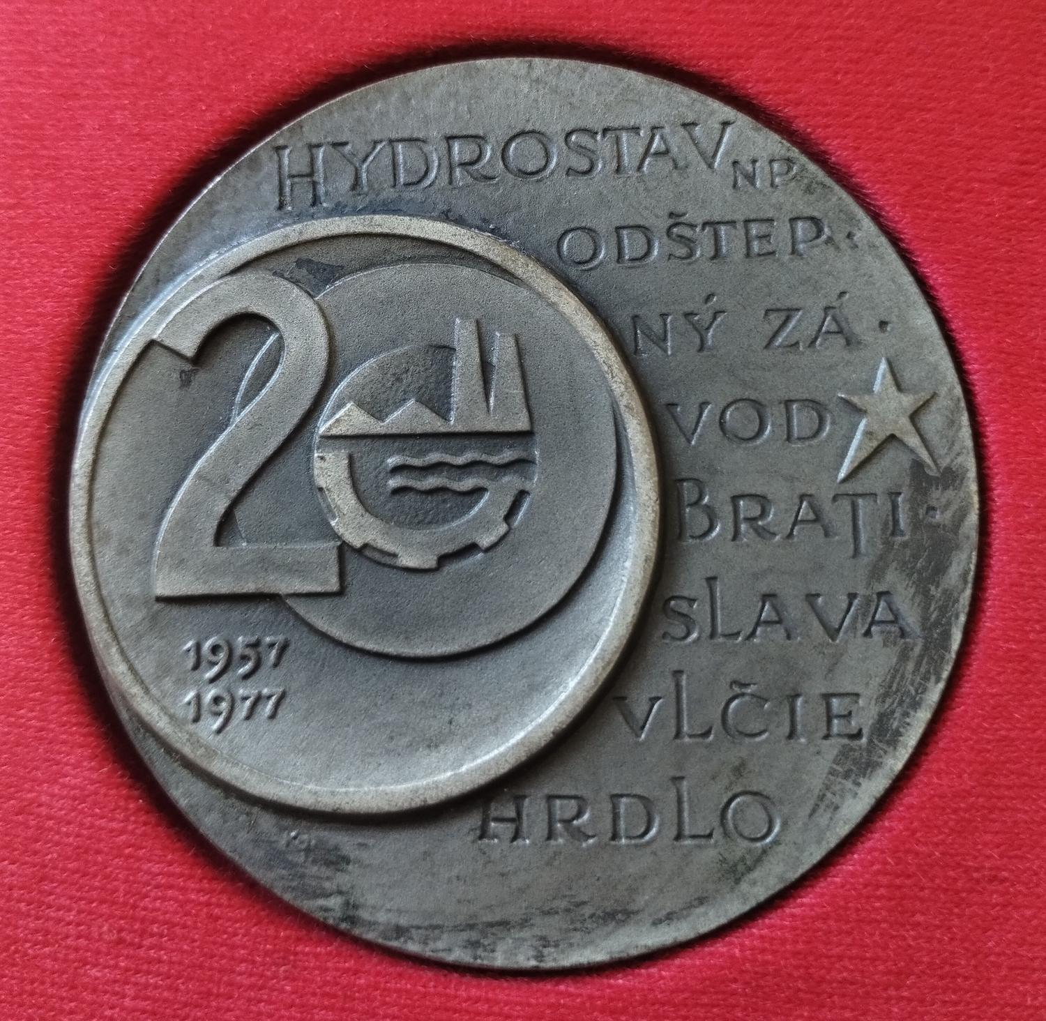 Zadná strana - Hydrostav Vlčie Hrdlo BA 20 výročie