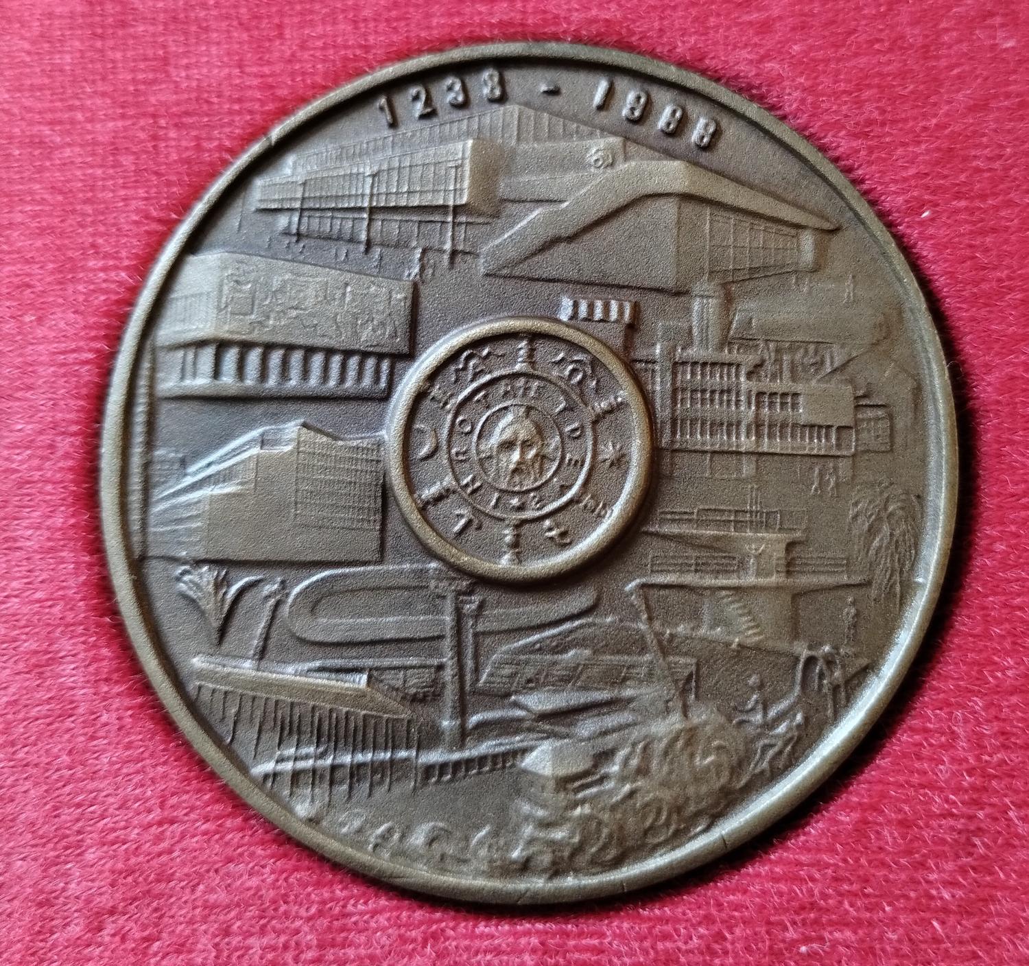 Zadná strana - Trnava 750 výročie mesta