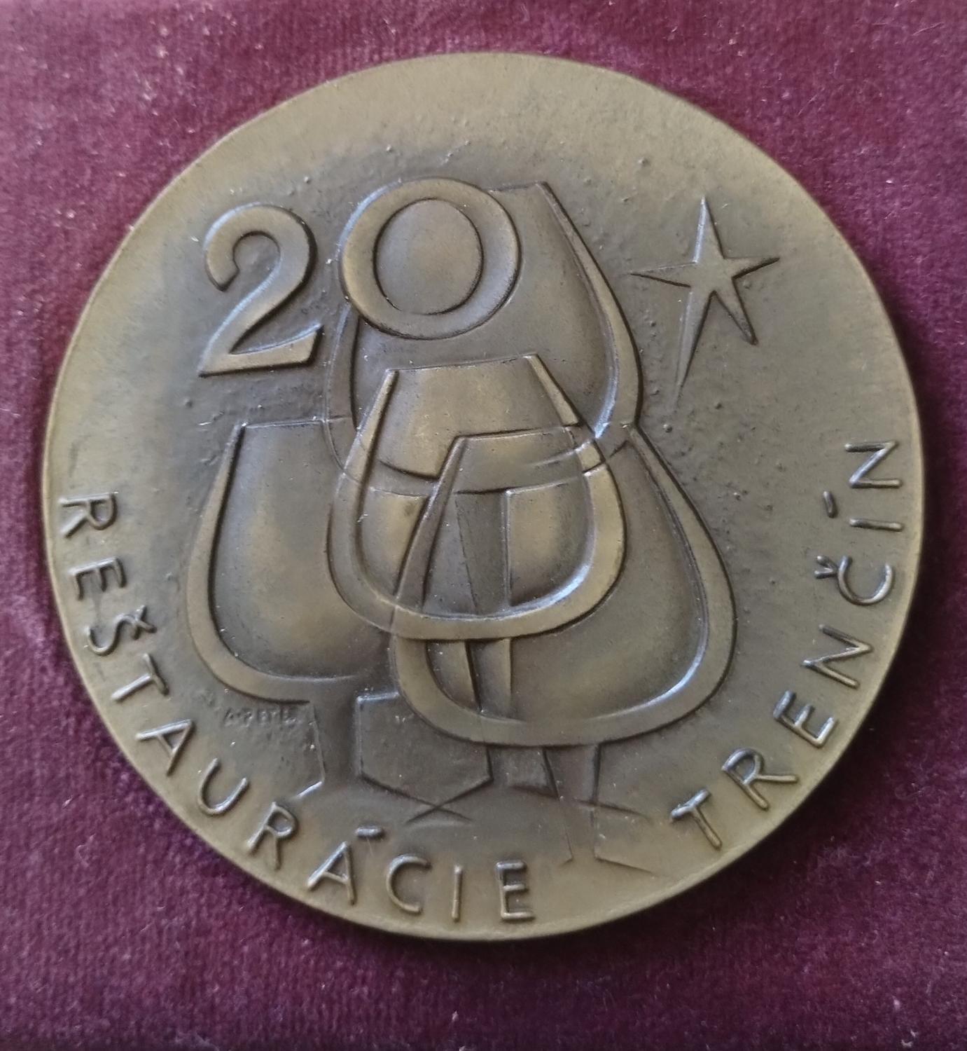 Predná strana - Reštaurácie Trenčín 20 výročie
