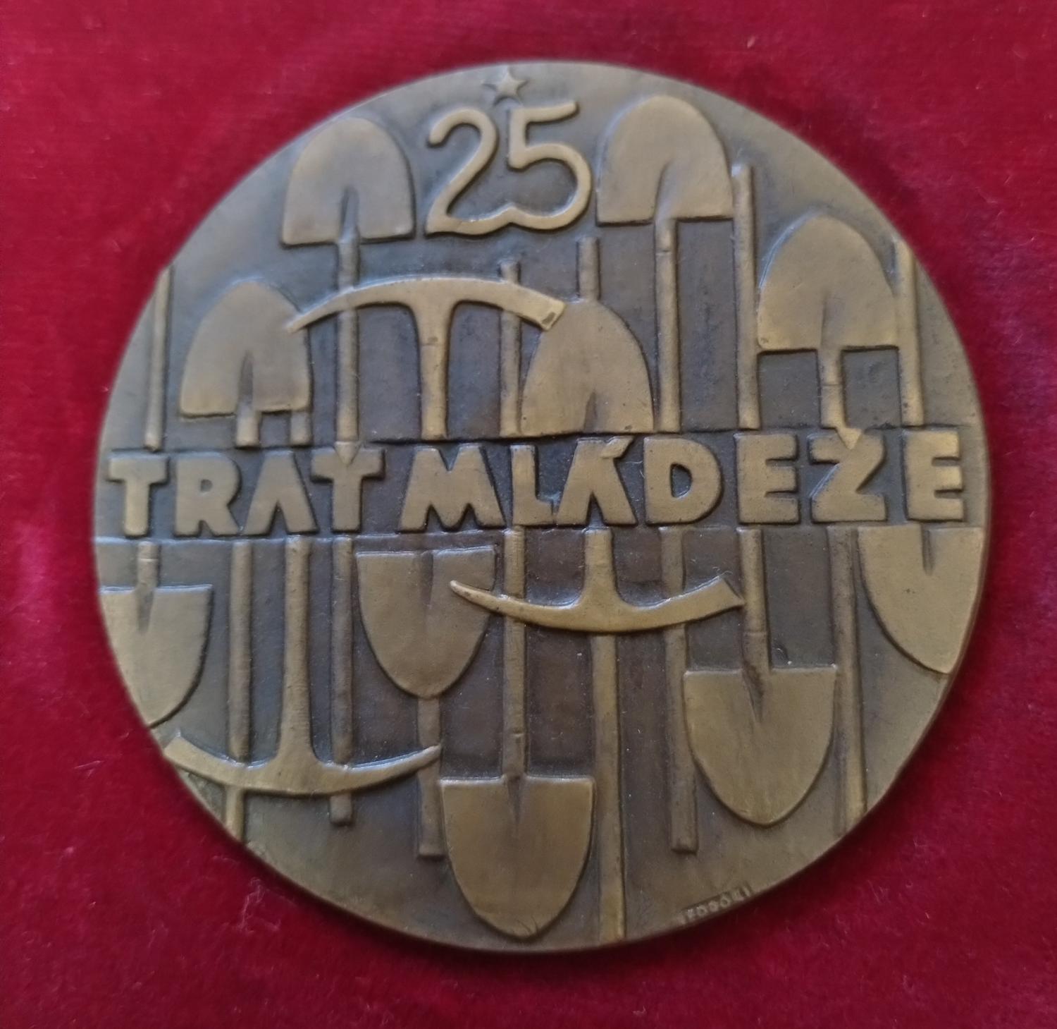 Predná strana - Trať mládeže 25 výročie