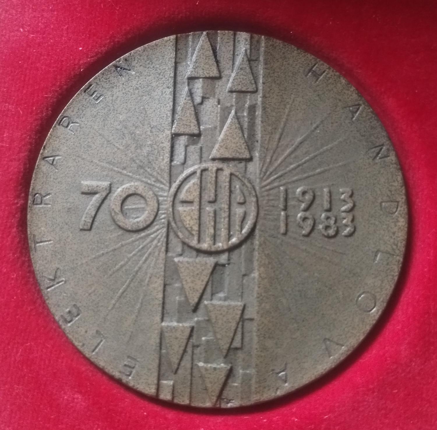 Predná strana - Elektráreň Handlová 70 výročie