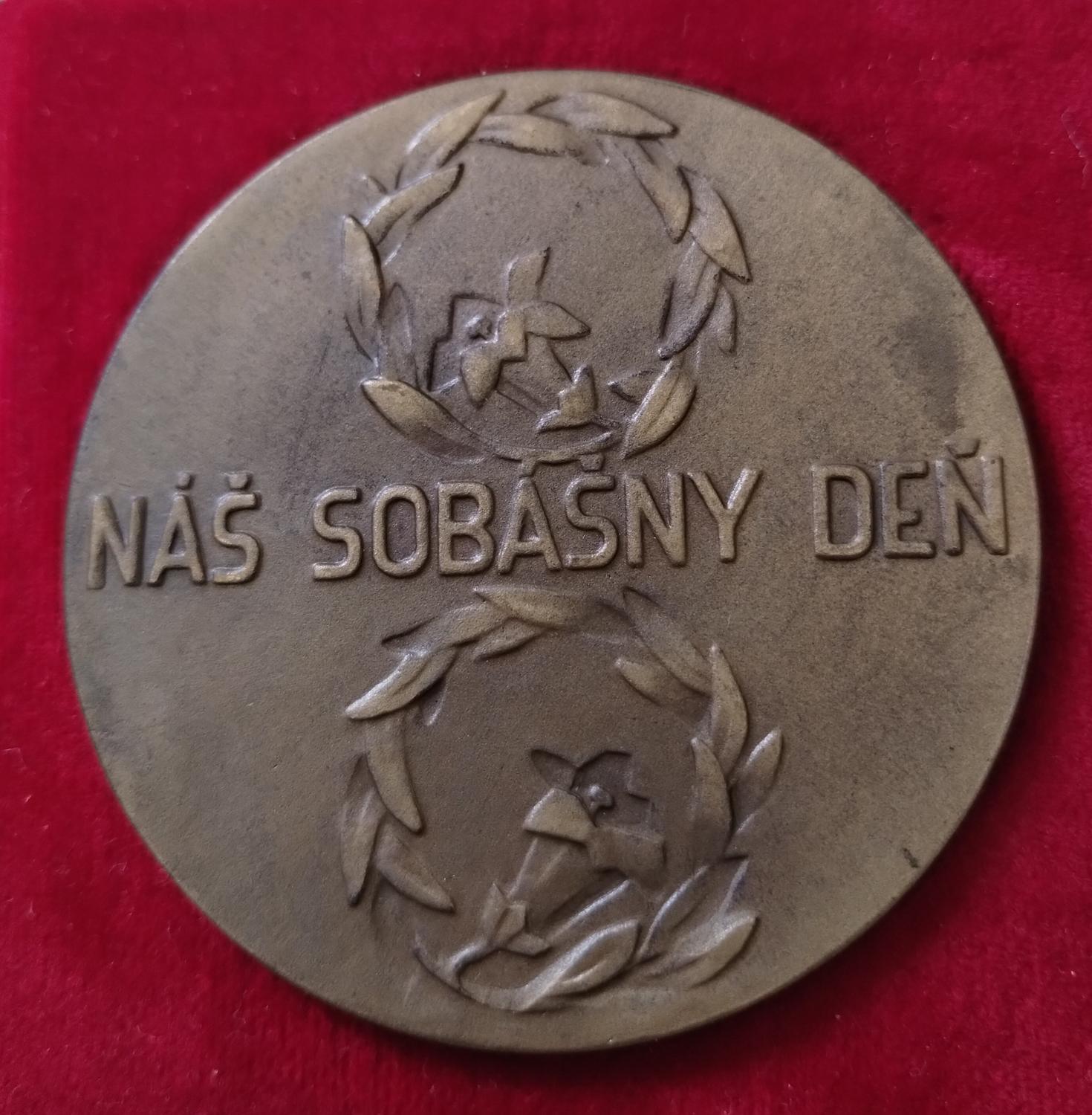 Zadná strana - Náš sobášny deň