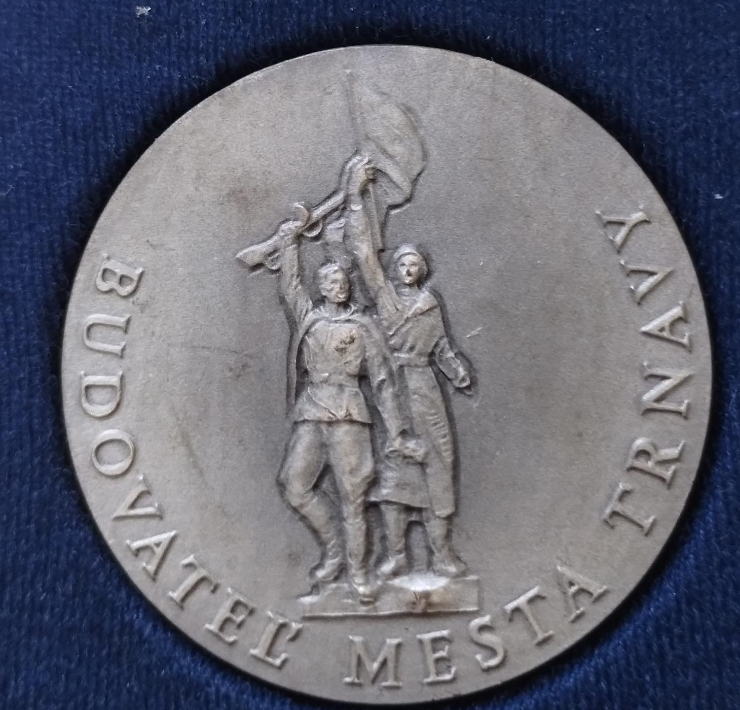 Predná strana - Budovateľ mesta Trnavy