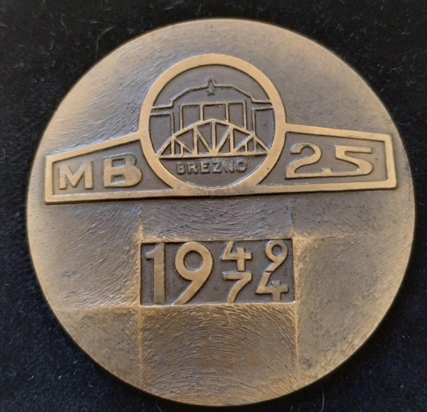 Predná strana - Mostáreň Brezno 25 rokov