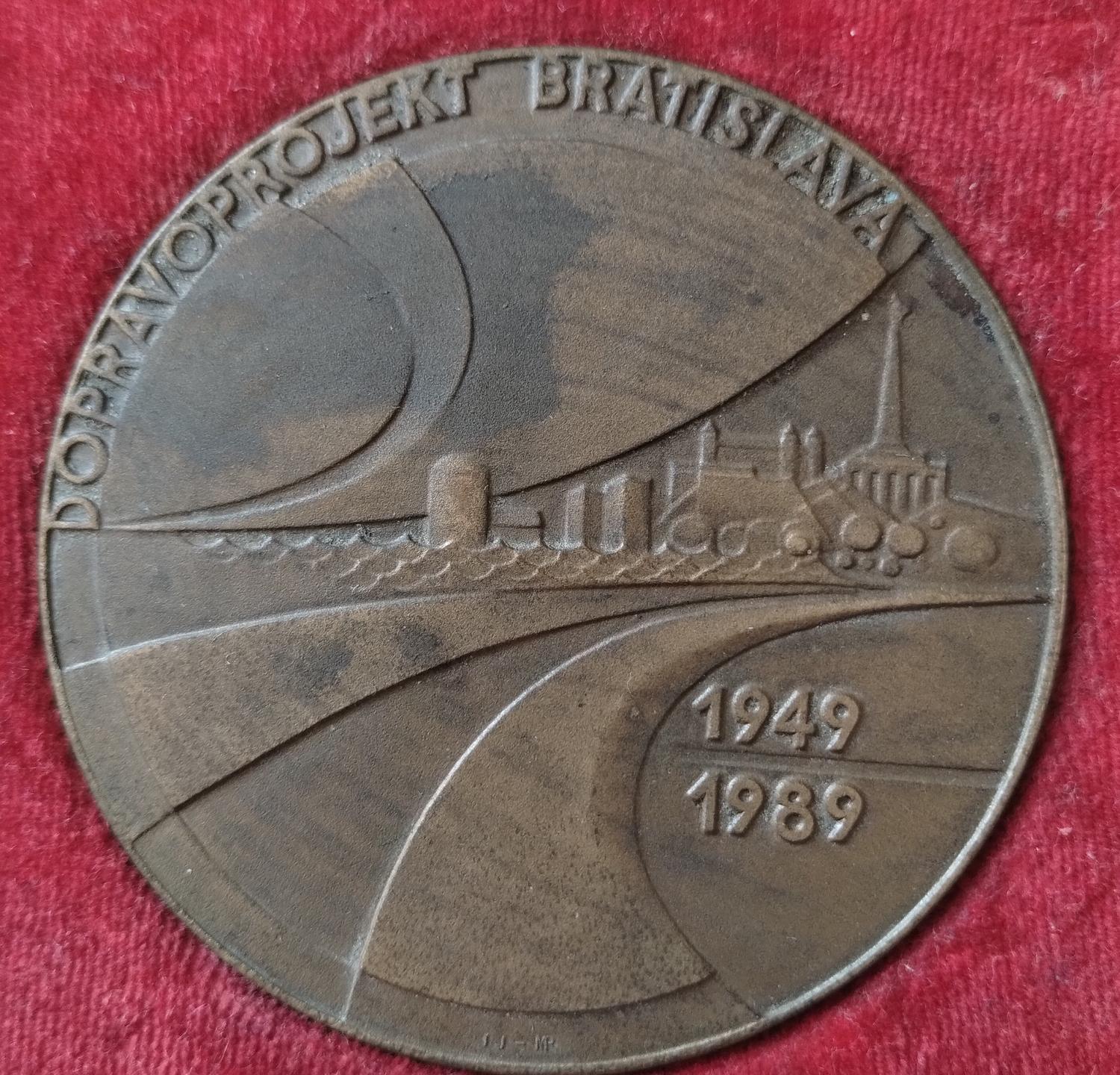 Predná strana - Dopravoprojekt Bratislava 40 výročie