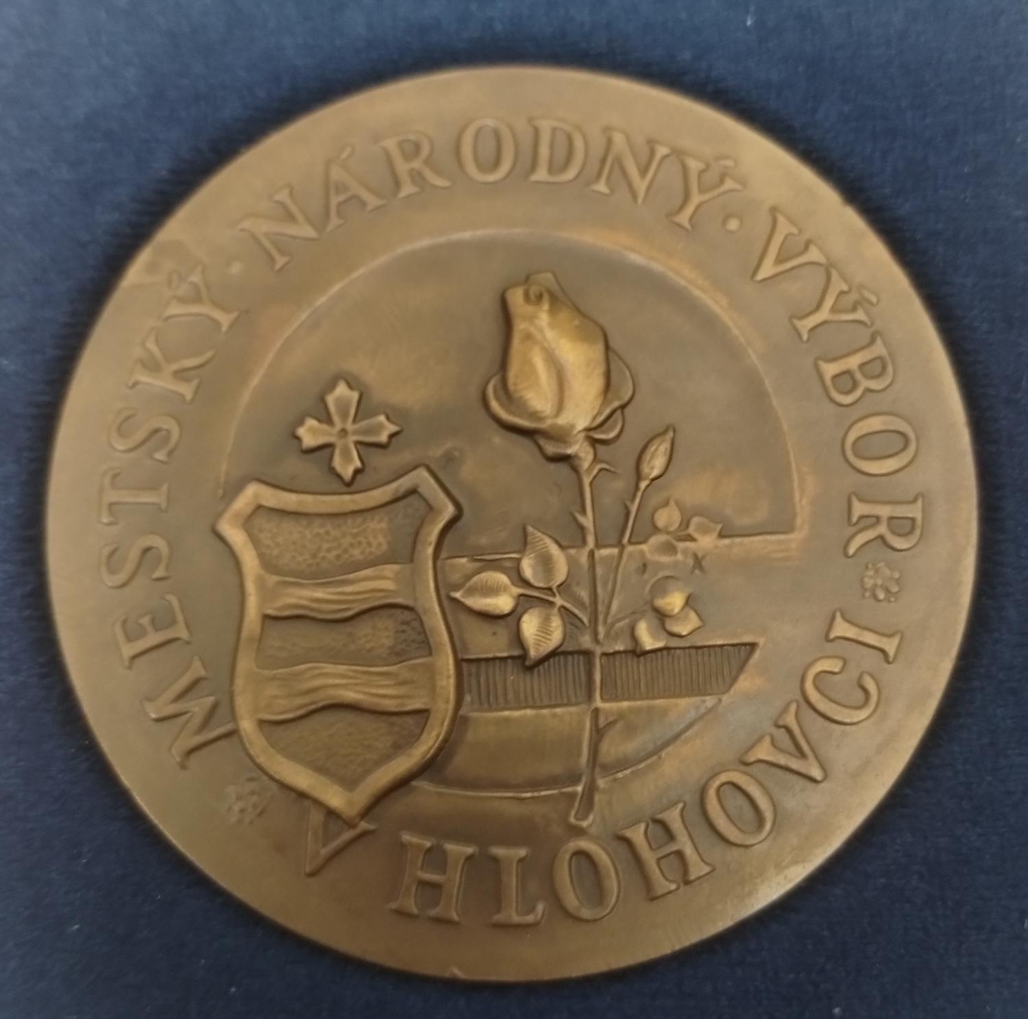 Zadná strana - Hlohovec za zásluhy o výstavbu