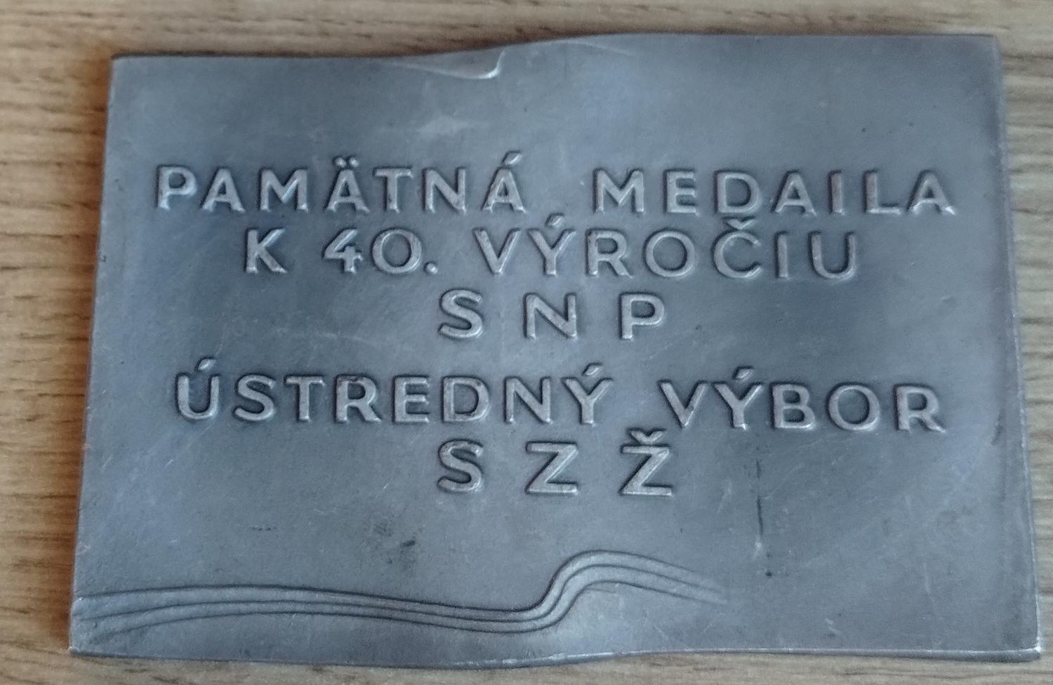 Zadná strana - SZŽ k 40 výročiu SNP