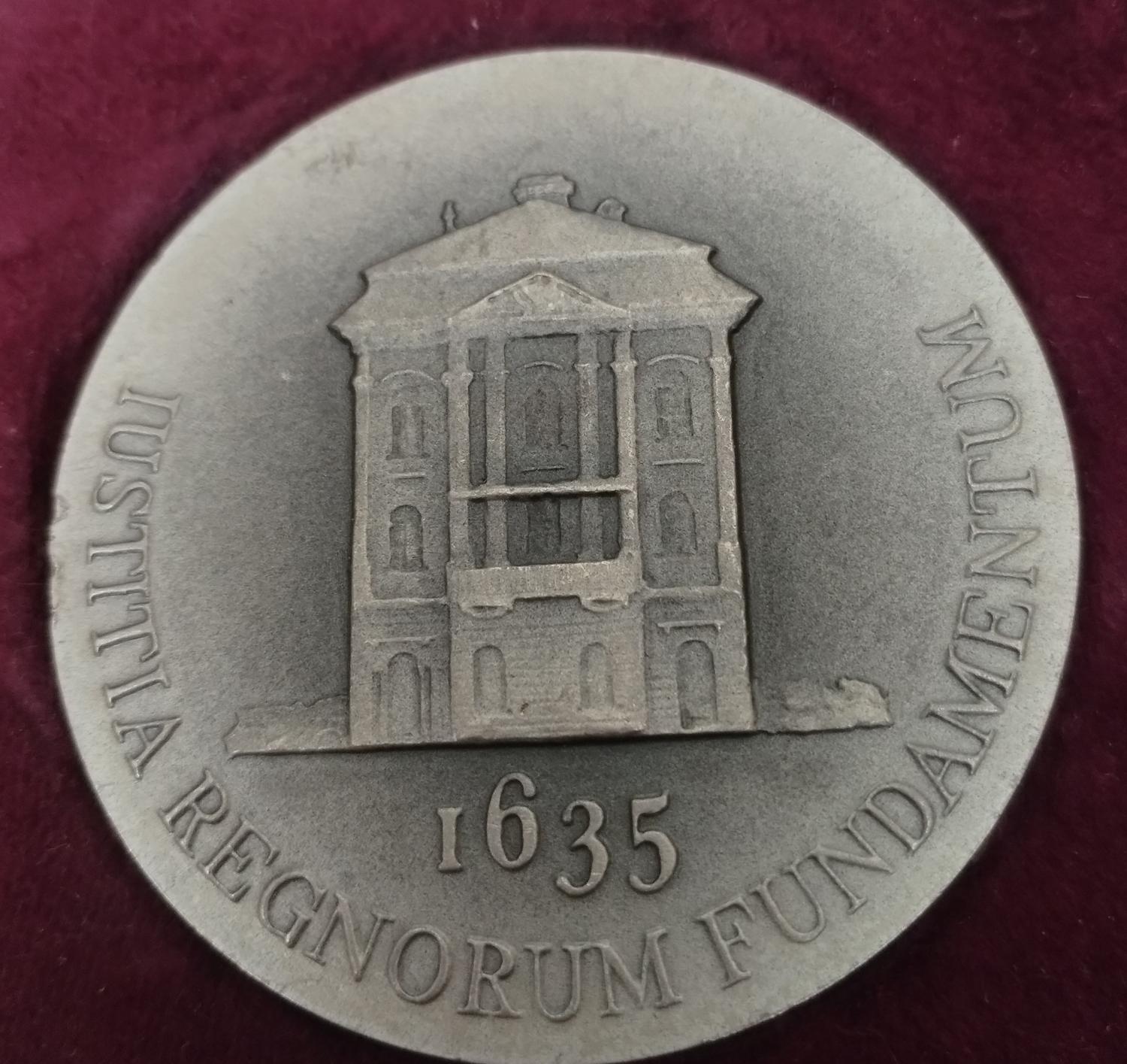 Predná strana - Právnická fakulta