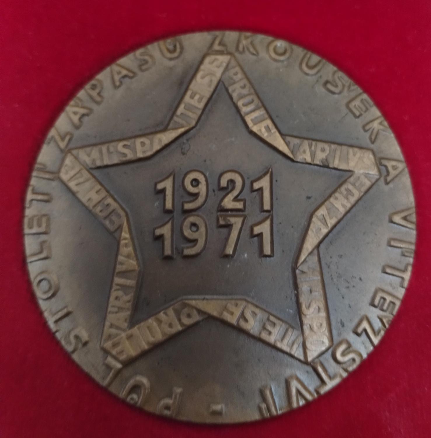 Zadná strana - KSČ 50 let