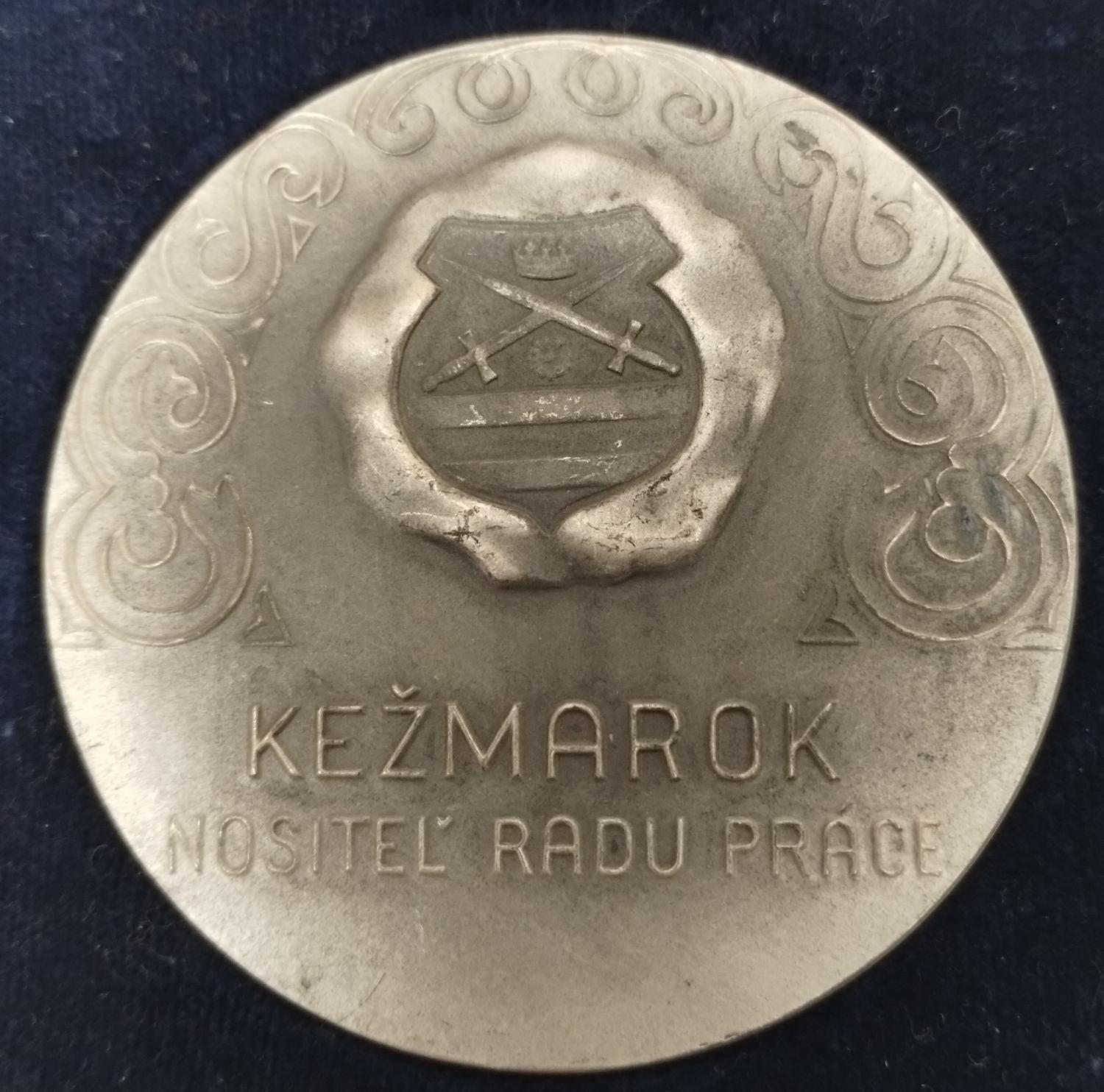 Zadná strana - Kežmarok za zásluhy o rozvoj mesta