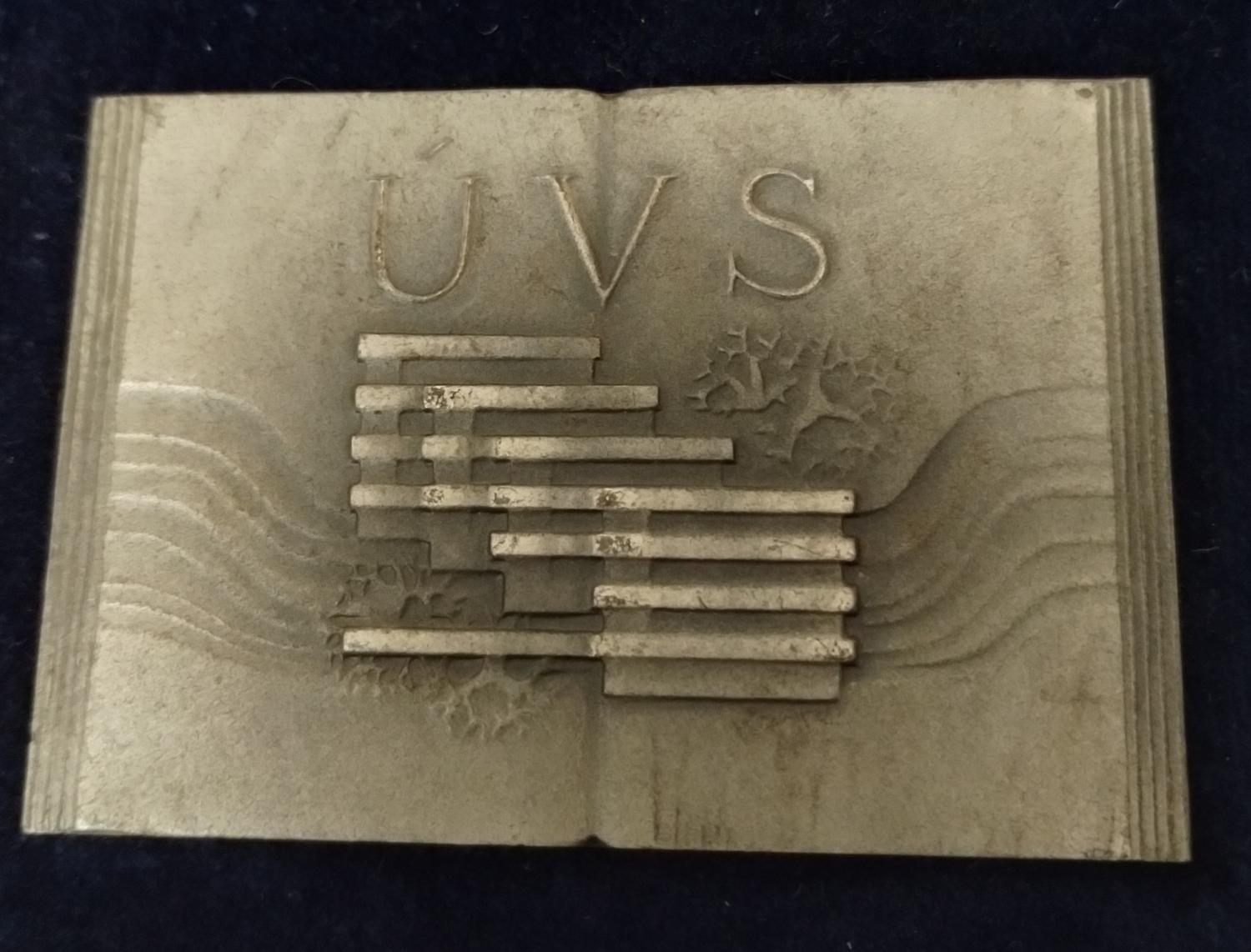 Predná strana - Ústav vzdelávania v stavebníctve