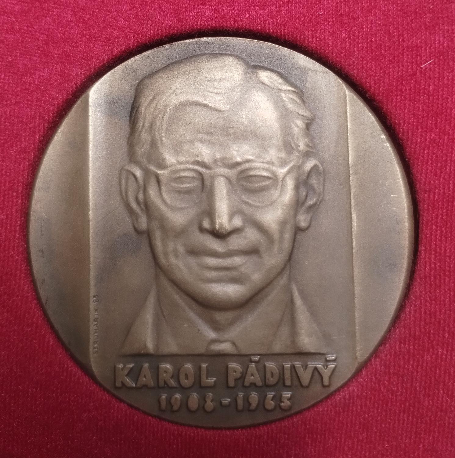 Predná strana - Karol Pádivý