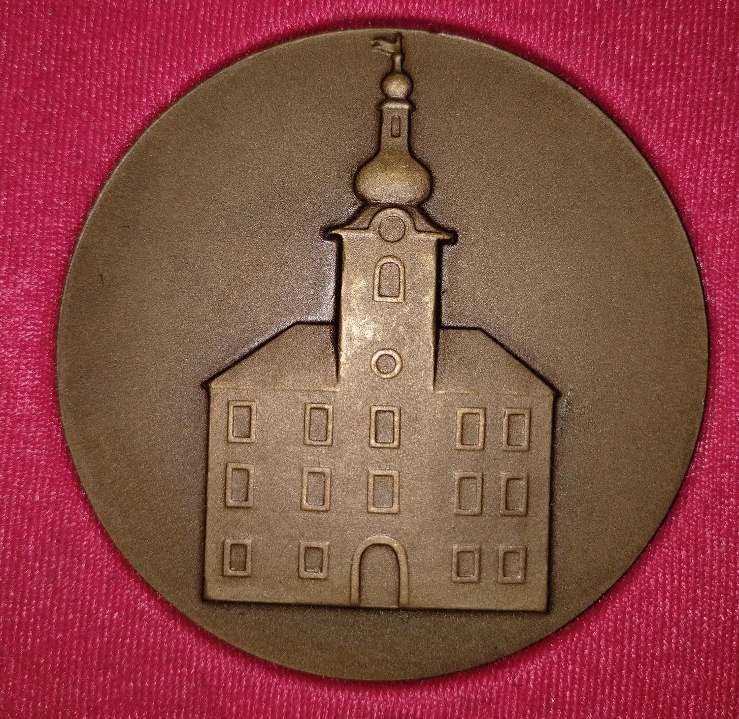 Predná strana - Nová Baňa