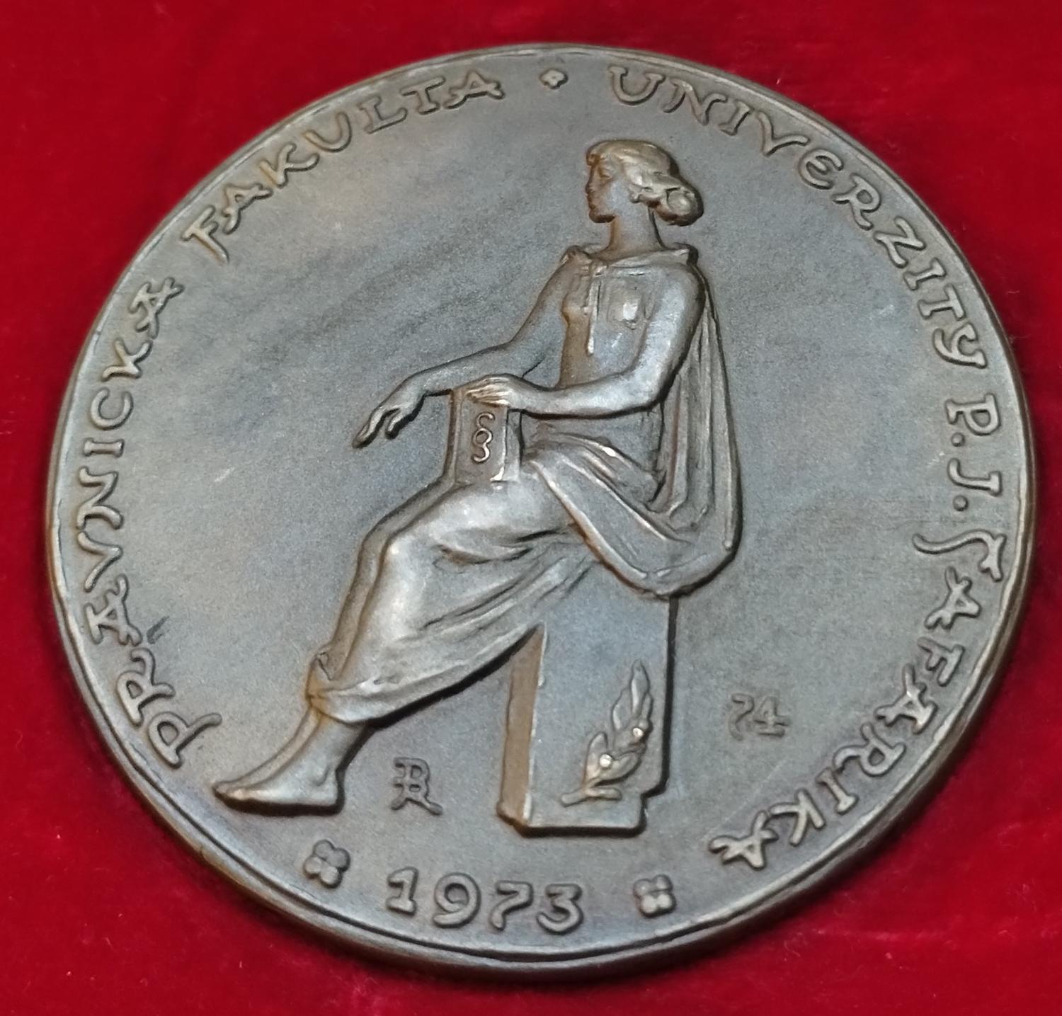 Predná strana - Právnicka fakulta P.J.Šafárika v Košiciach
