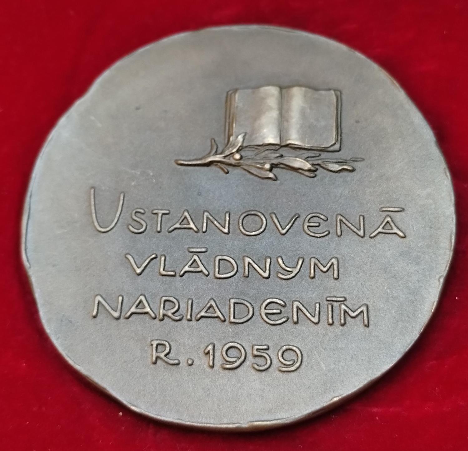 Zadná strana - Právnicka fakulta P.J.Šafárika v Košiciach