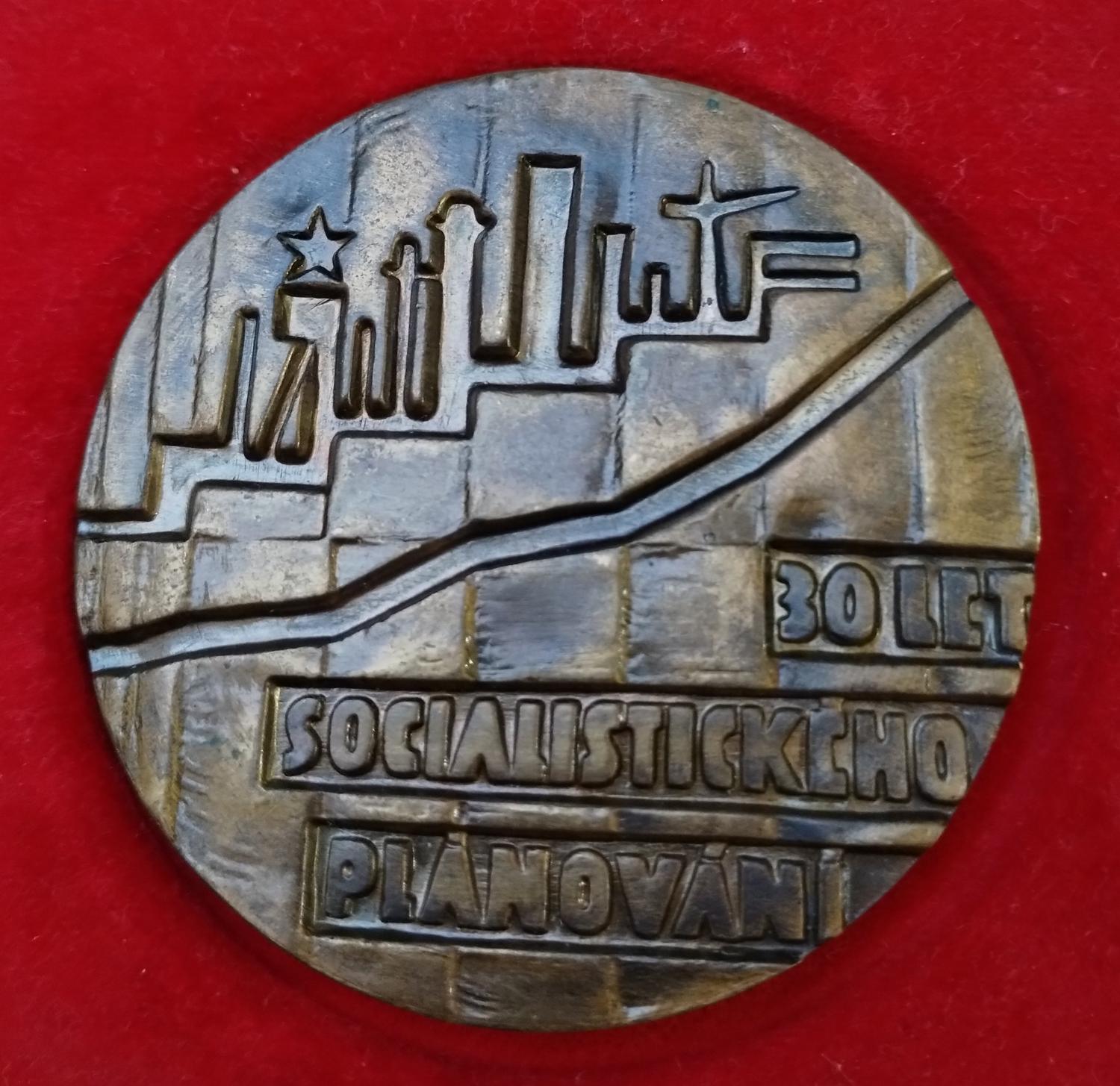 Zadná strana - Státní plánovací komise
