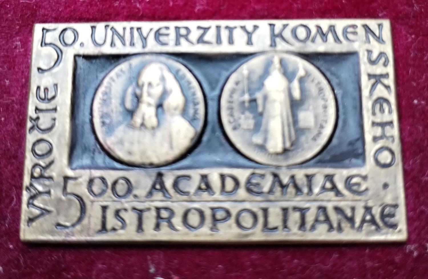 Predná strana - Univerzita Komenského 50.výročie 500. akademie istropolitany