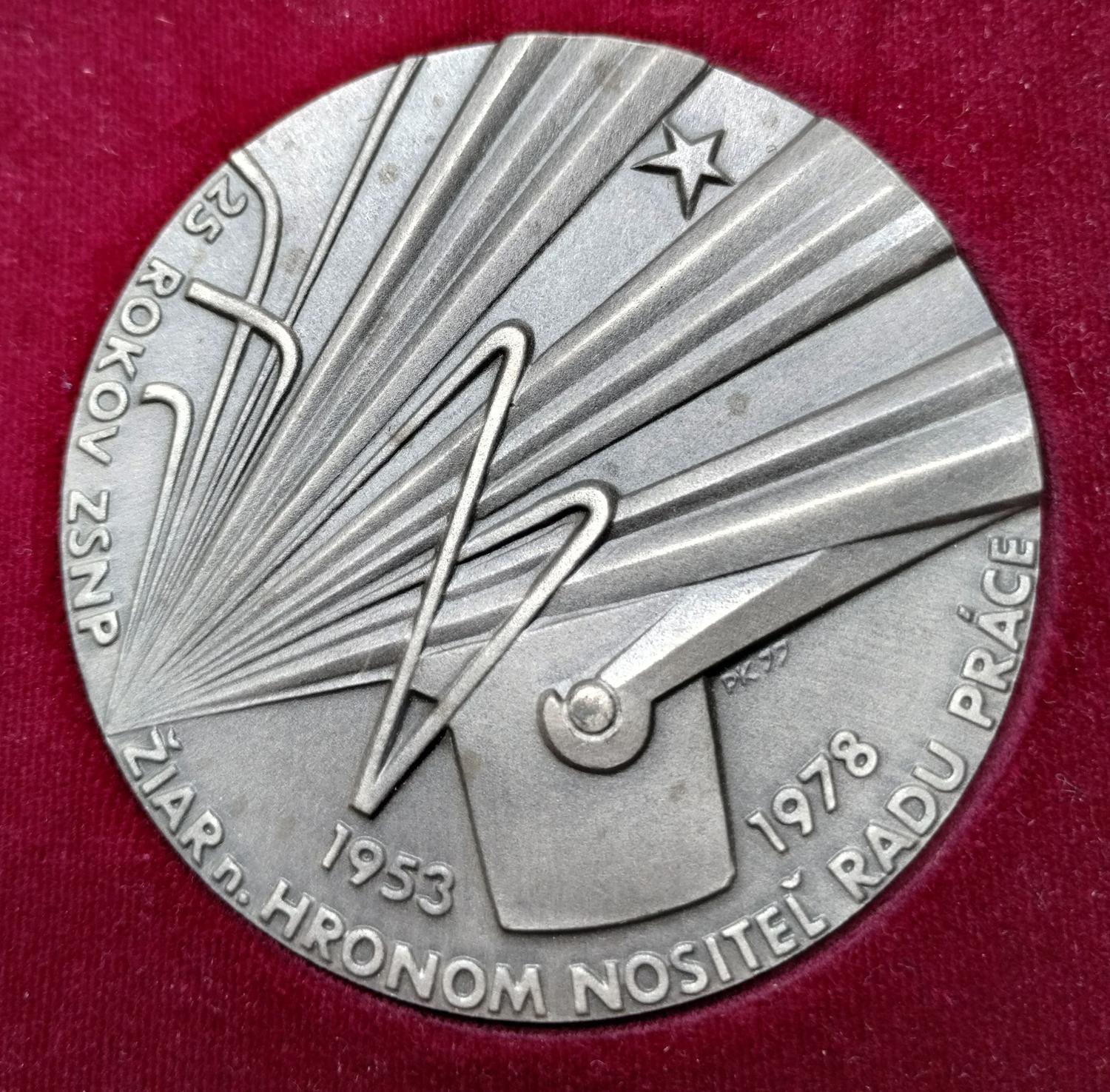 Predná strana - Žiar nad Hronom 25. rokov ZSNP